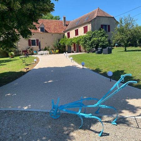 Bed and Breakfast Le Domaine Du Gravier Gramat Exterior foto