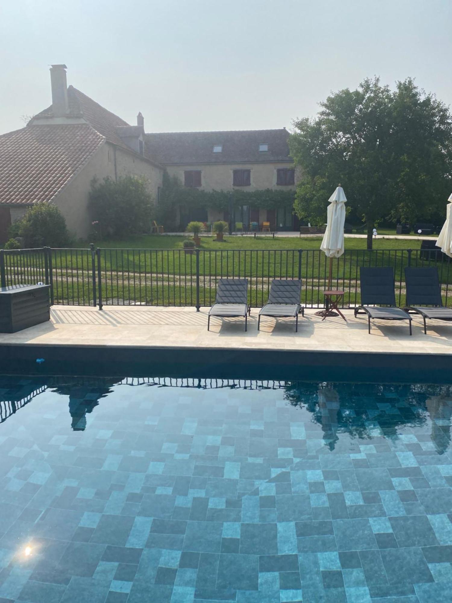 Bed and Breakfast Le Domaine Du Gravier Gramat Exterior foto
